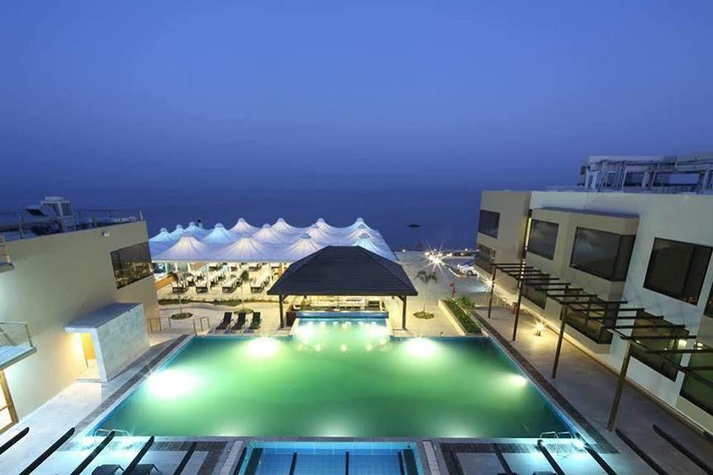 The Gold Beach Resort Daman Eksteriør bilde