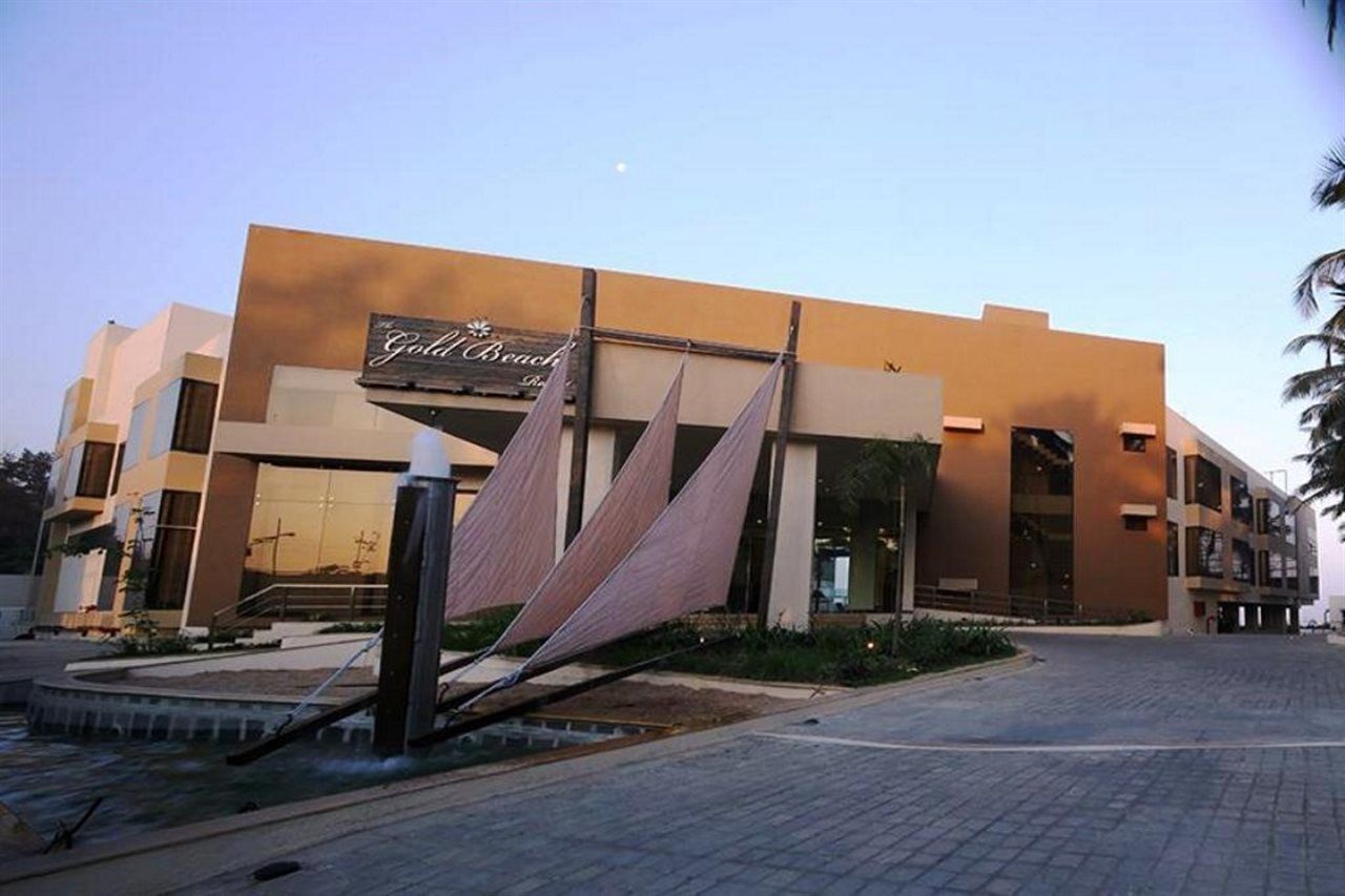 The Gold Beach Resort Daman Eksteriør bilde