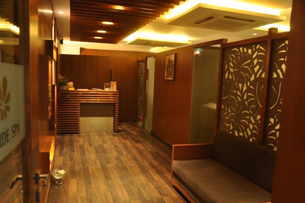 The Gold Beach Resort Daman Eksteriør bilde