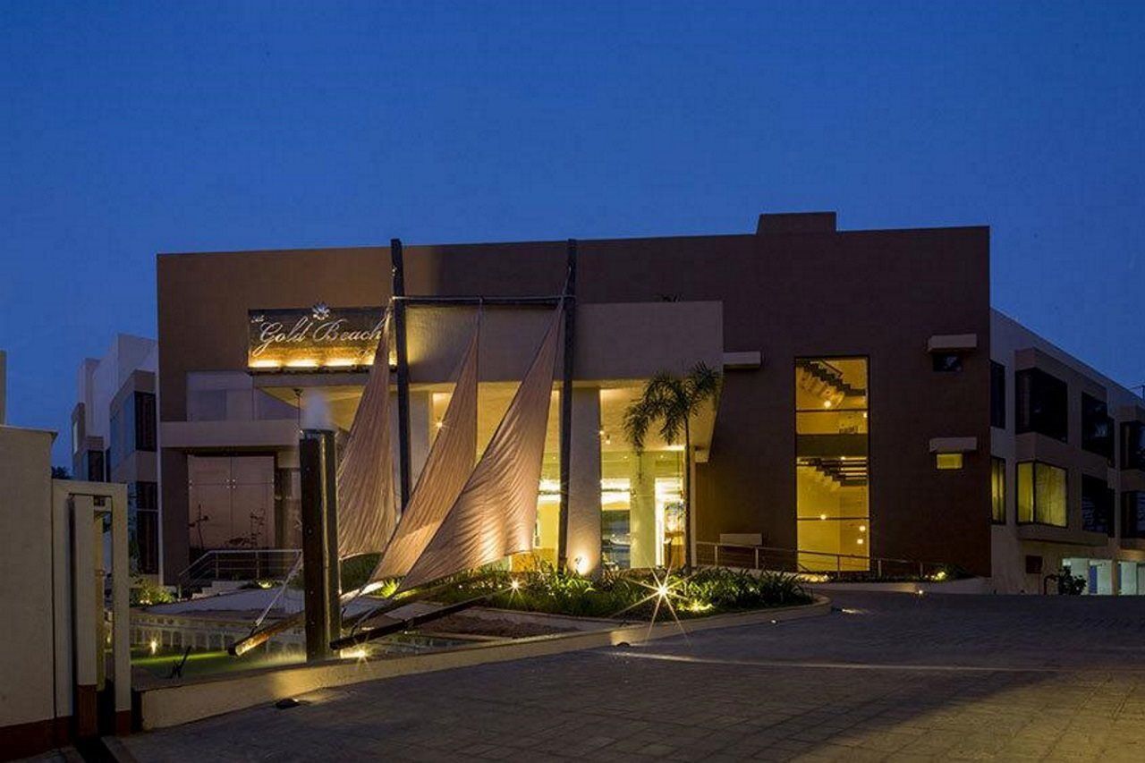 The Gold Beach Resort Daman Eksteriør bilde