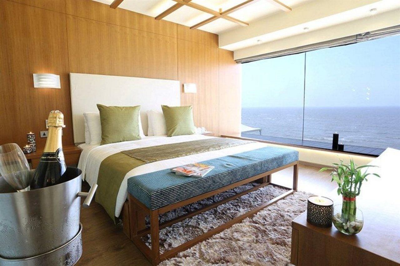 The Gold Beach Resort Daman Eksteriør bilde