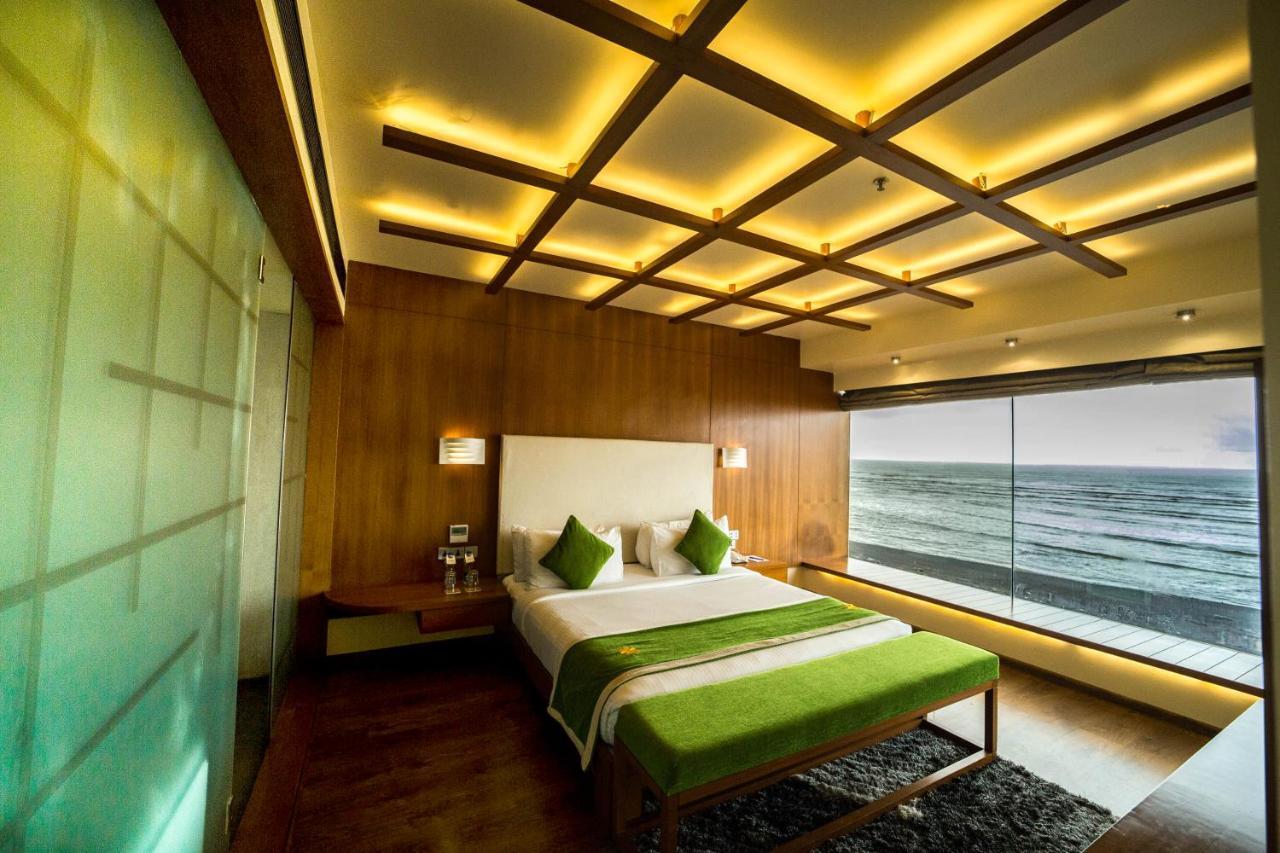 The Gold Beach Resort Daman Eksteriør bilde