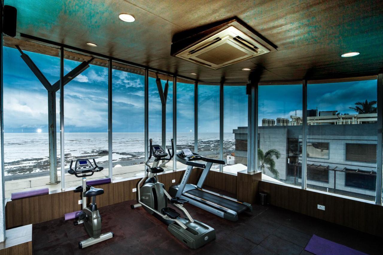 The Gold Beach Resort Daman Eksteriør bilde