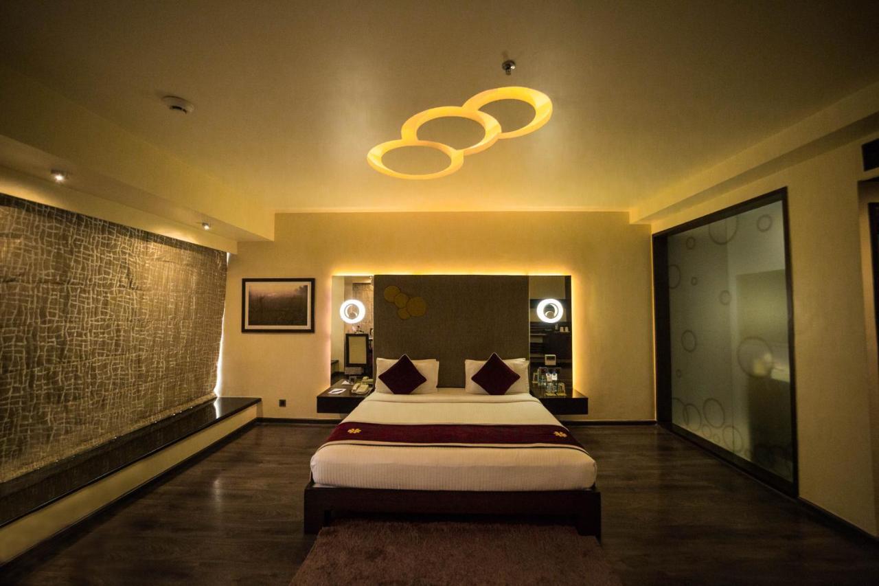 The Gold Beach Resort Daman Eksteriør bilde