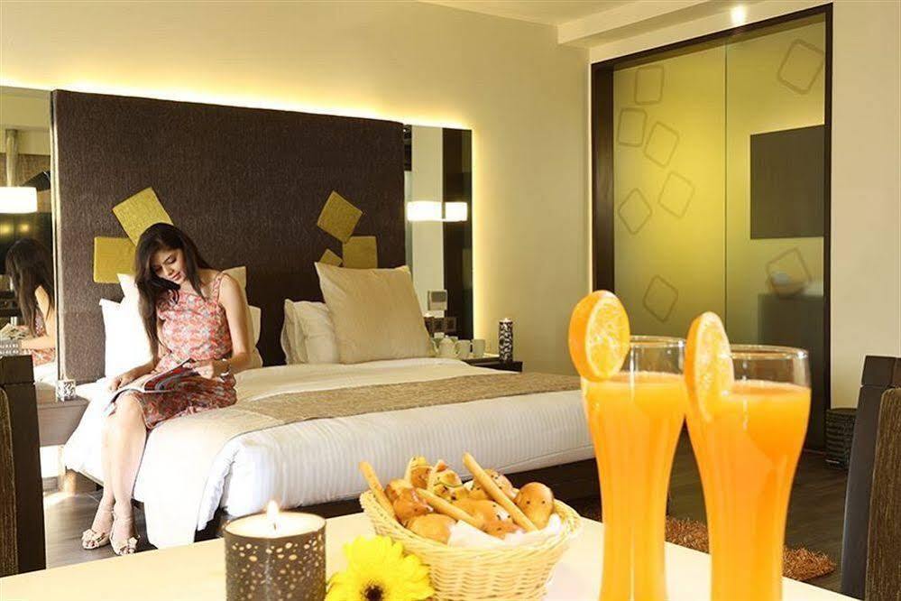 The Gold Beach Resort Daman Eksteriør bilde